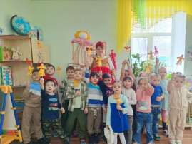 Провожаем Масленицу! Провожаем Масленицу!.